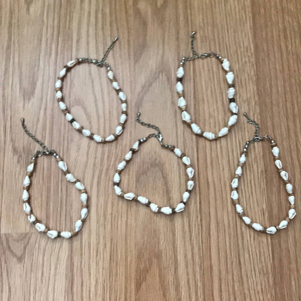 5 Adjustable Cute Seashell Bracelets/Anklets - image 1